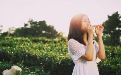 ​看孩子玩的开心的说说 孩子快乐很简单的说说
