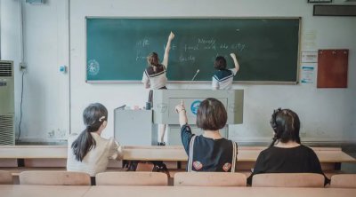 ​同学情谊简短句子 丨同学情，永不褪色的情