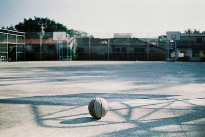 ​伤感孤独的内涵男生网名(349个)