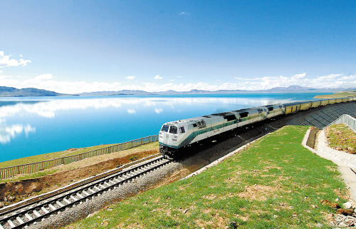 2023年情人节朋友圈最火的文案(情人节适合发朋友圈的文案)