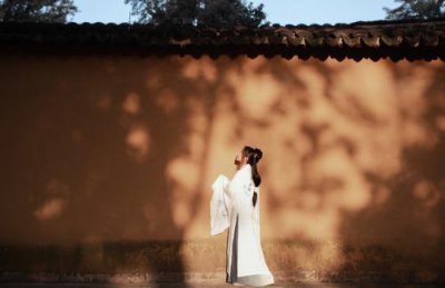 ​2025中秋节发朋友圈的简短句子(精选44句)