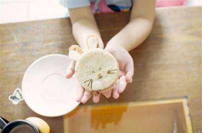 ​适合清明节发的文案金句 适合清明节发圈的句子(精选100句)