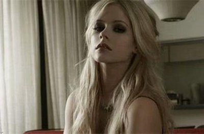 ​快要崩溃了的心情说说 情绪失控哭到崩溃的话语(85句)