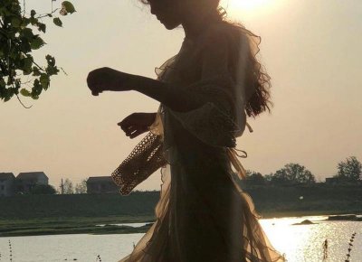 ​女人看淡一切的说说简短(心情不好看淡一切的说说)