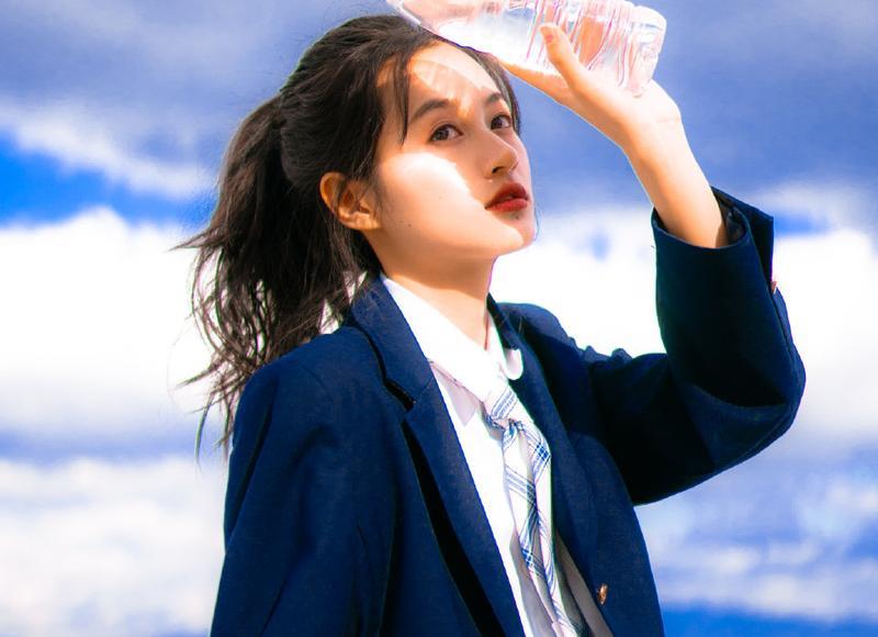 治愈系的励志说说句子:你再不堪,也是独一无二,无须自轻自贱 治愈系的励志说说句子:你再不堪,也是独一无二,无须自轻自贱