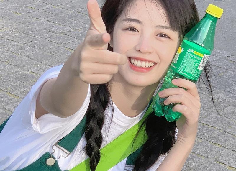 你看得懂女生的朋友圈的潜台词吗？该点赞还是该评论呢？