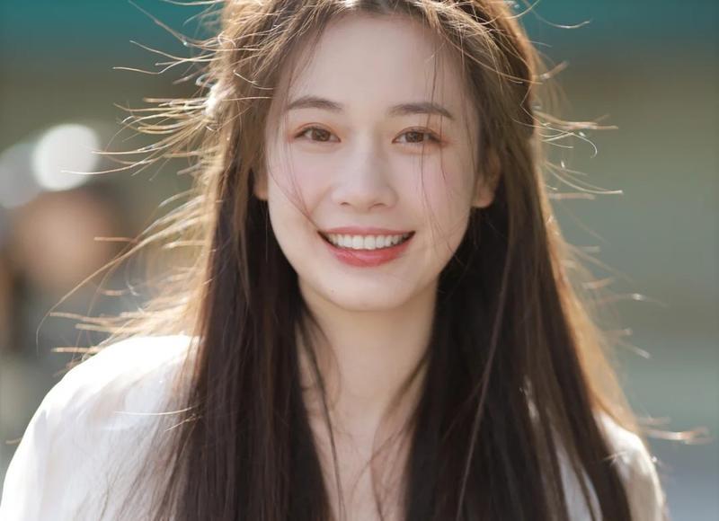 适合情侣发的朋友圈图片配文字