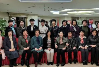 ​执着爱情的感人句子（精选推荐）