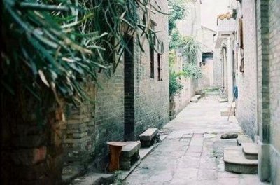 ​常用qq空间伤感句子99条