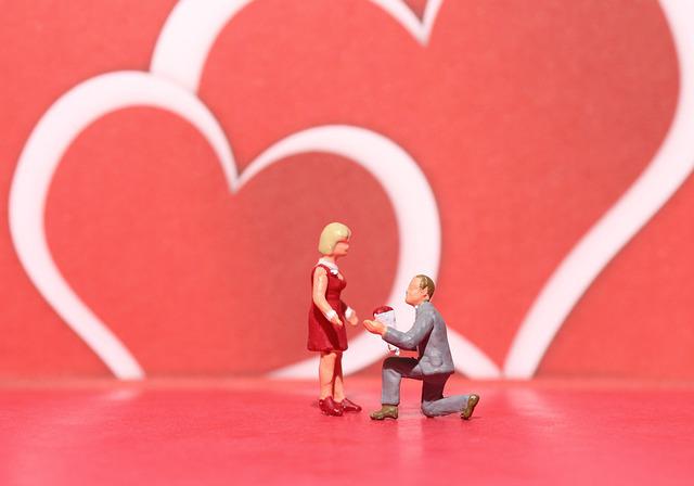 一起慢慢变老的文案 陪伴到老的唯美句子