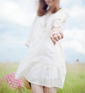 ​单身朋友圈伤感扎心语录 最扎心的伤感语录关于爱情(24句)