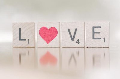 ​爱情经典语录短句10字爱情经典霸气语录短句(精选25句)