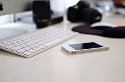 ​情感背叛的伤感心情话语录(朋友的背叛的伤感说说心情短语)