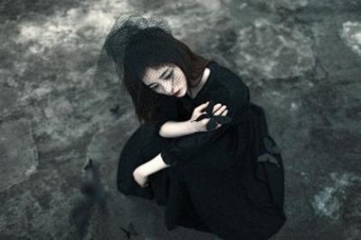 ​唯美伤感短句：你也可以长时期欺骗一部分人…