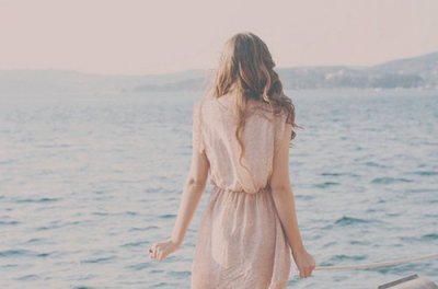 ​感悟人生情感的好句子伤感人生感悟语录(精选70句)