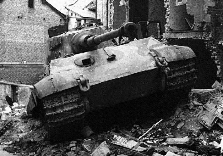 顶尖利器--“虎王”重型坦克