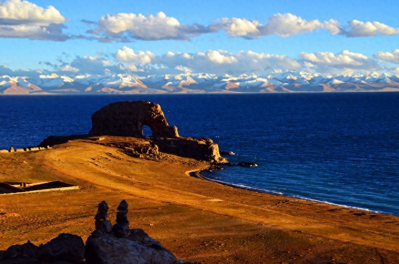 打开的天堂之门——西藏纳木措圣象天门