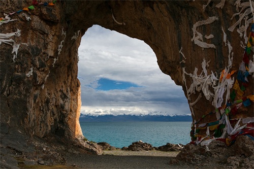 打开的天堂之门——西藏纳木措圣象天门