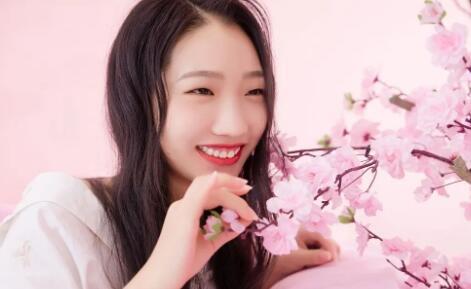 跟女孩第一次聊天怎么开头二