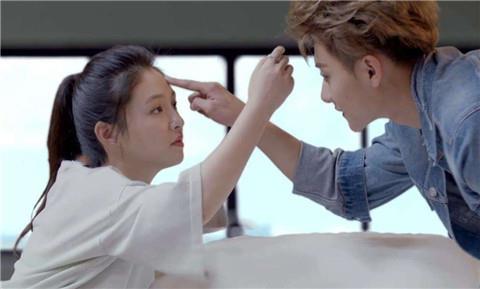 吵架吼女朋友的男生叫什么