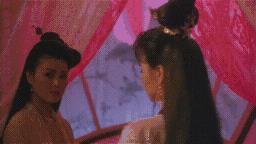 昔日的知名艳星叶子楣，近照被嘲身材走样，曾掷200万为胸部投保