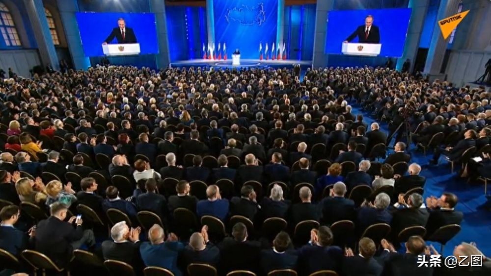 俄总理梅德韦杰夫宣布俄政府全体辞职，俄罗斯究竟发生了什么？