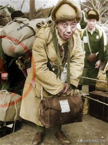 ​抗战胜利后滞留中国的日本人，一个过得比一个惨，如同丧家之犬