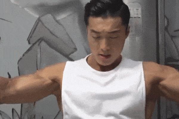 胸中缝怎么练？最有效的动作介绍