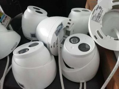 ​监控摄像头多少钱一个