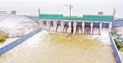 ​75年板桥水库溃坝事件，满地都是死麻雀，郑州成了大饼馒头的世界