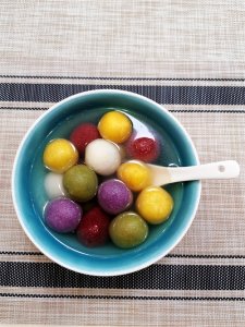 ​元宵节，教你在家做五彩汤圆，制作简单香甜软糯，大人小孩都爱吃