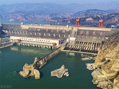 ​黄万里一生反对的三峡，为何总挨背黑锅？三峡大坝真的有错吗？