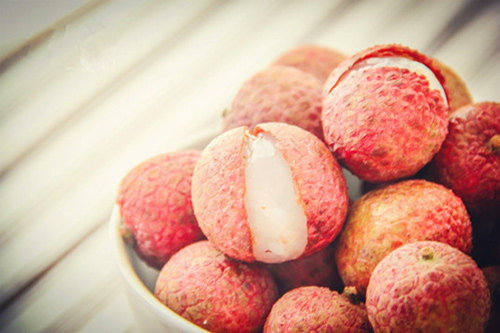 描写爱情的歌词80句