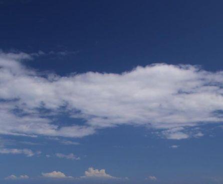 2025年简短的爱情抒情句子汇编95条