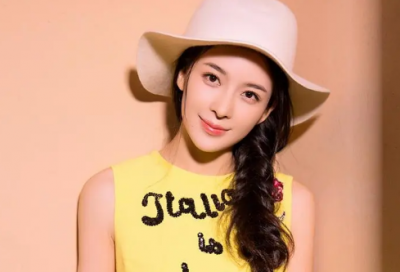 ​相关青春爱情幸福的经典语句(关于青春爱情的句子)