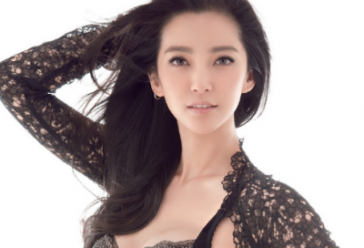 ​自带仙气的女孩美名恬静、美丽