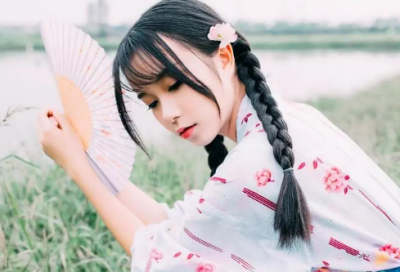 ​45句关于爱情的伤感句子,总有一句,让你瞬间,潸然泪下!