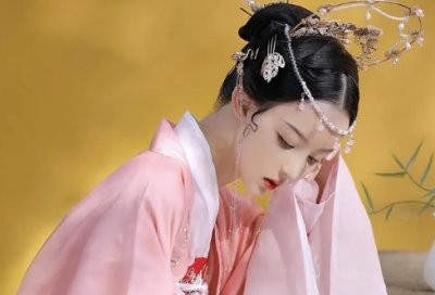 ​最伤感的句子：别等不该等的人，别伤不该伤的心
